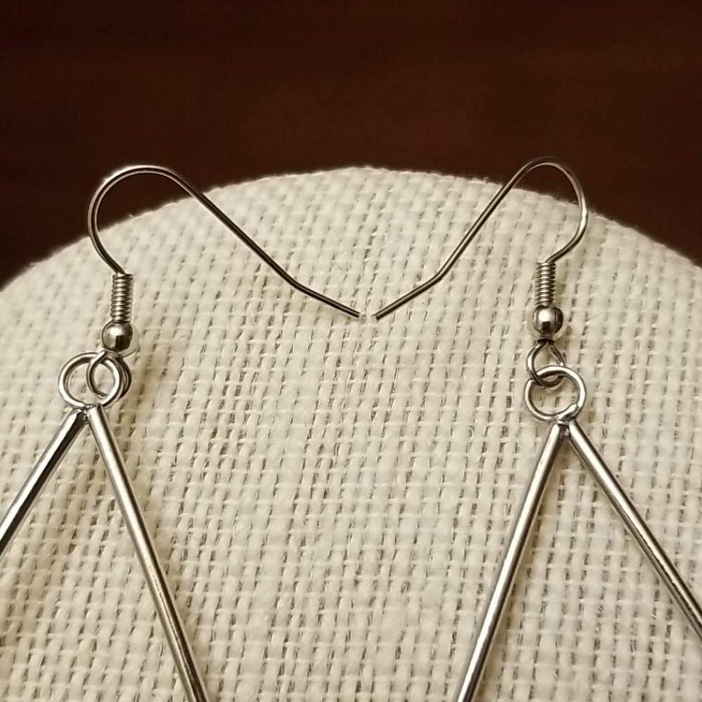Must Bundle ❤ Rainbow Crystal Earrings - Picture 3 of 5